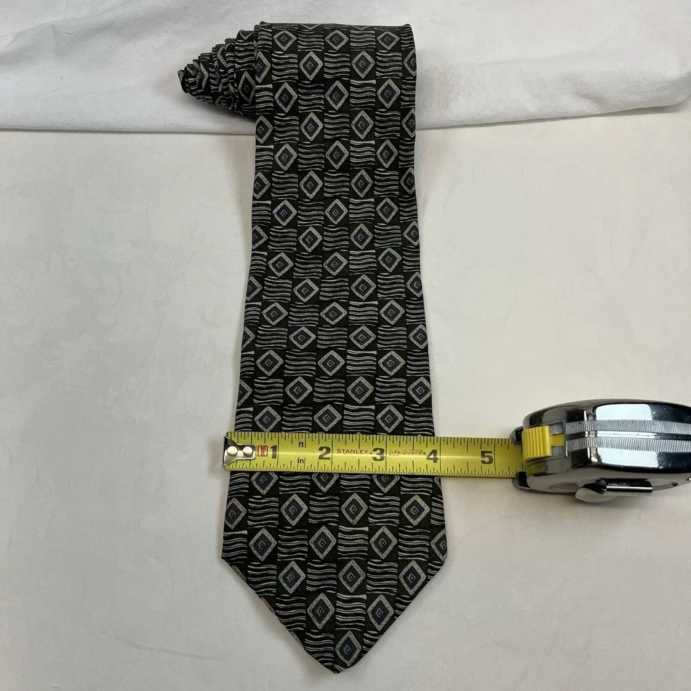 Daniel‎ Hechter Men's Patterned Silk Vintage  Neck Tie 57
